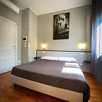 Arena Otel *