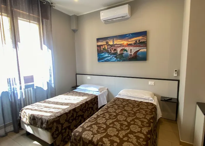 Arena Hotel *
