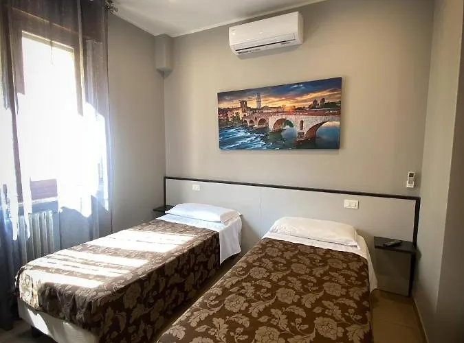 Hotel Arena *